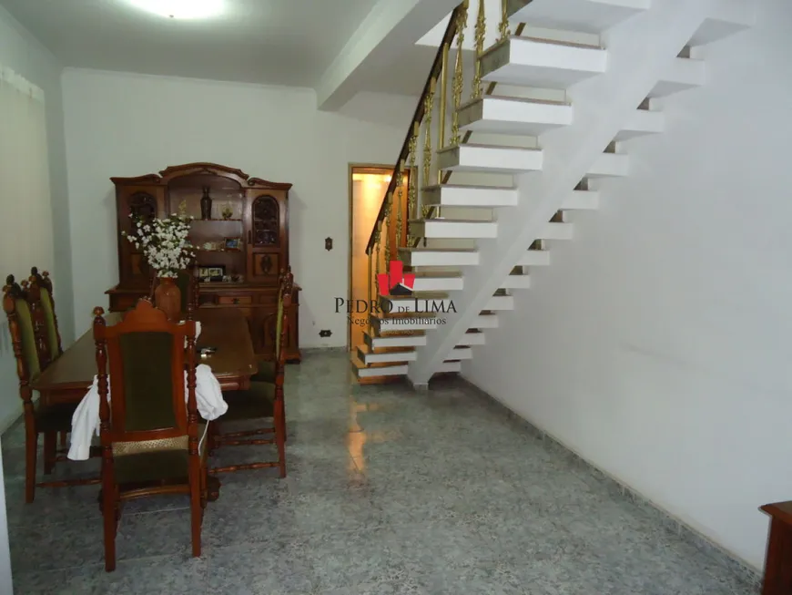 Foto 1 de Sobrado com 3 Quartos à venda, 195m² em Vila Marieta, São Paulo