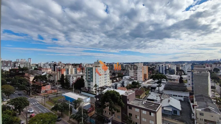 Foto 1 de Apartamento com 2 Quartos à venda, 76m² em Água Verde, Curitiba