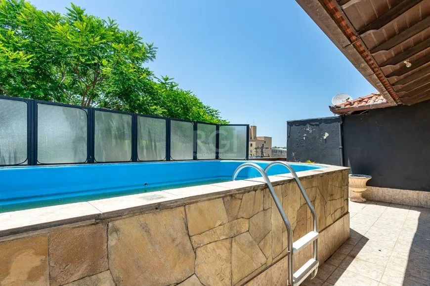 Foto 1 de Apartamento com 3 Quartos à venda, 315m² em Sarandi, Porto Alegre