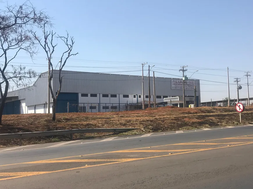 Foto 1 de Galpão/Depósito/Armazém com 5 Quartos para alugar, 2500m² em Chacara Recreio Parque do Sabia Zona Rural, São José do Rio Preto