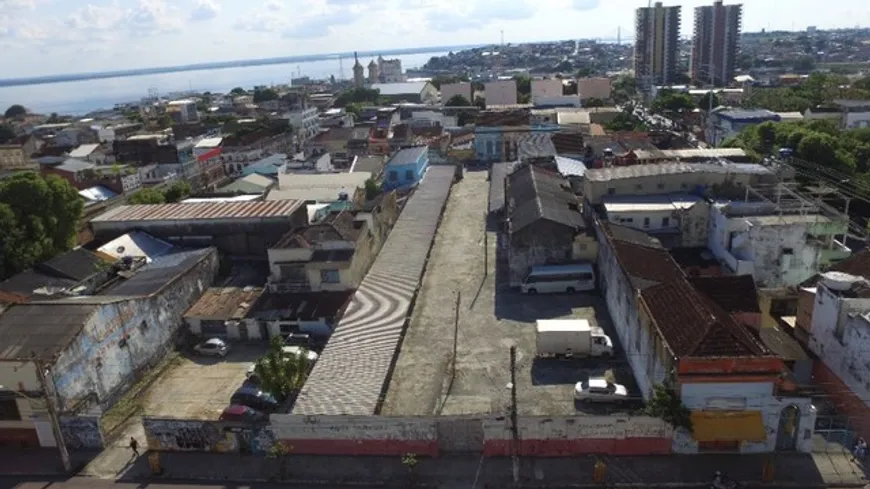 Foto 1 de Lote/Terreno à venda, 2235m² em Centro, Manaus