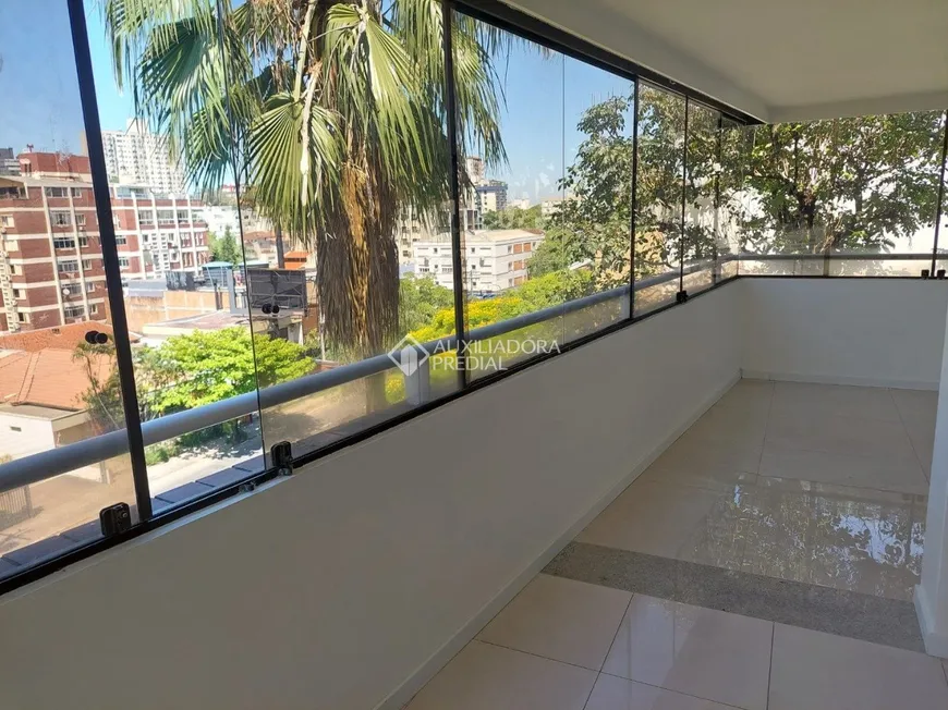 Foto 1 de Cobertura com 3 Quartos à venda, 215m² em Bela Vista, Porto Alegre