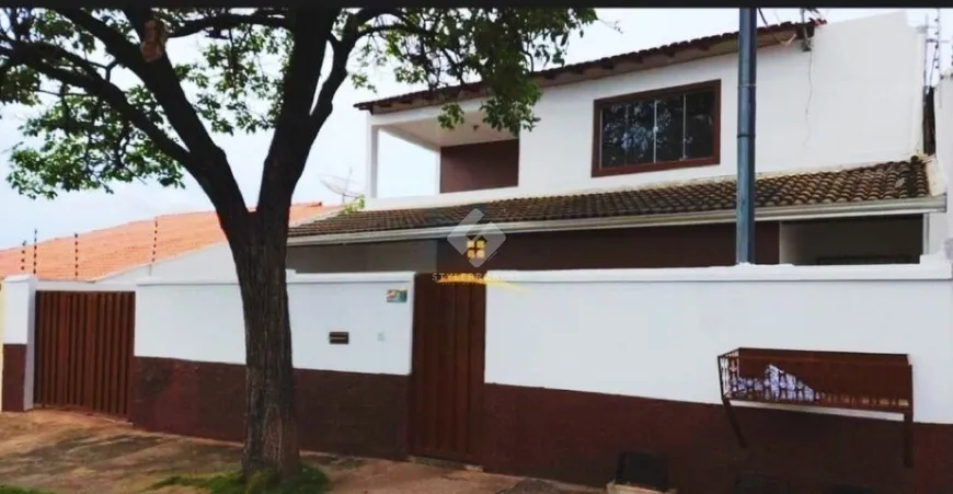 Foto 1 de Casa com 3 Quartos à venda, 311m² em Morada da Serra, Cuiabá