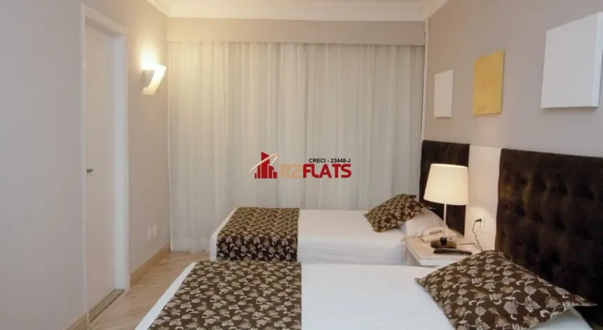 Foto 1 de Flat com 1 Quarto à venda, 29m² em Jardim Santa Francisca, Guarulhos