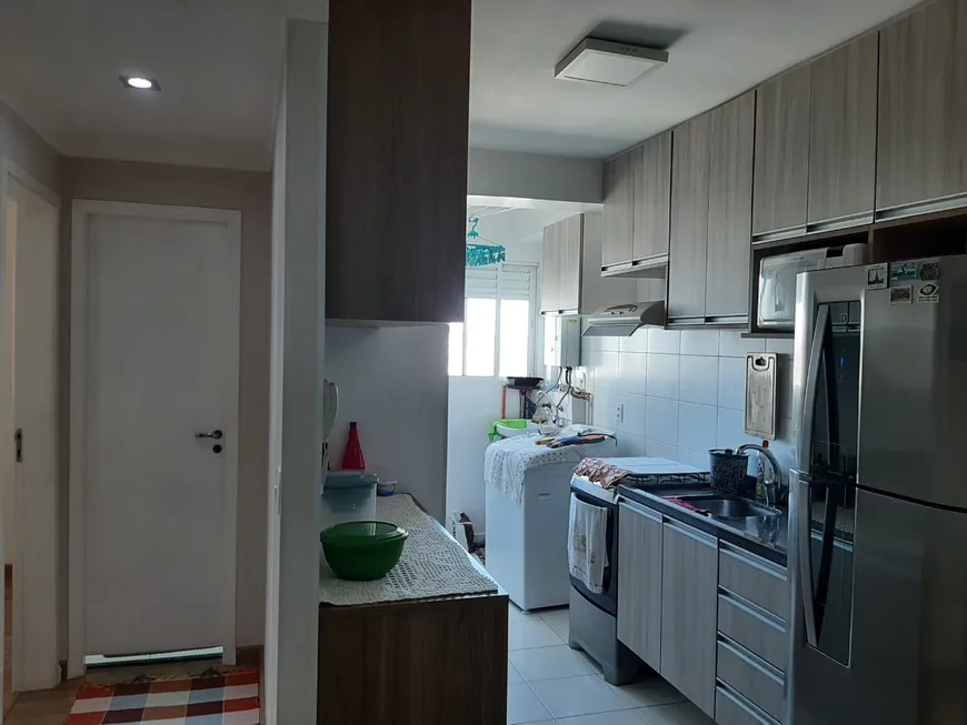 Foto 1 de Apartamento com 2 Quartos à venda, 54m² em Vila Santa Terezinha, Carapicuíba