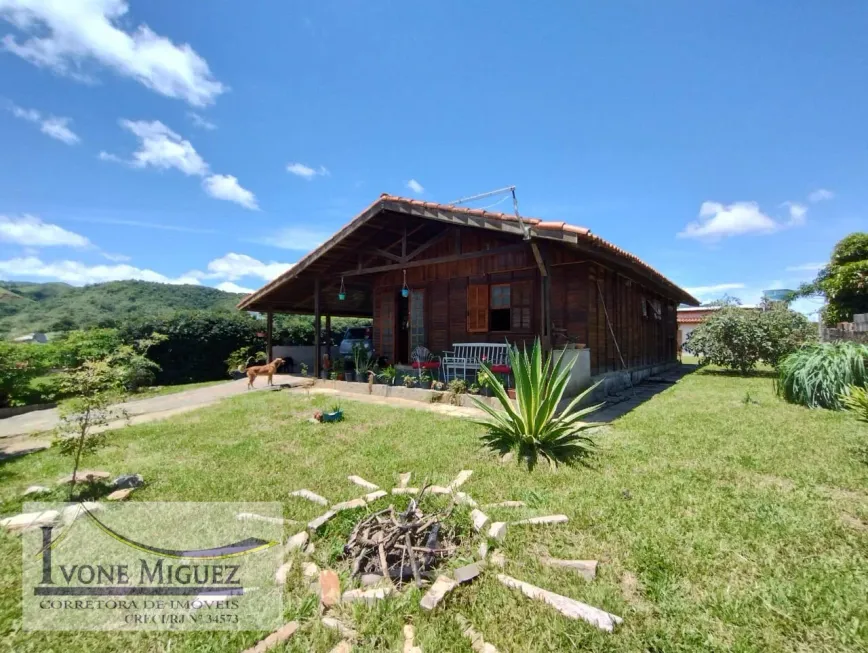 Foto 1 de Casa com 2 Quartos para alugar, 100m² em Loteamento Ville D monte Alegre, Paty do Alferes