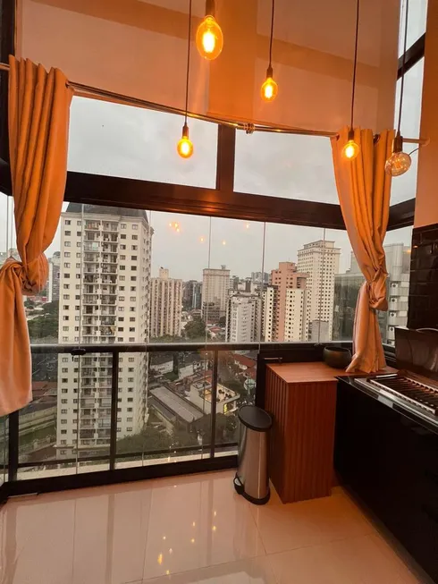 Foto 1 de Apartamento com 1 Quarto para alugar, 101m² em Vila Olímpia, São Paulo