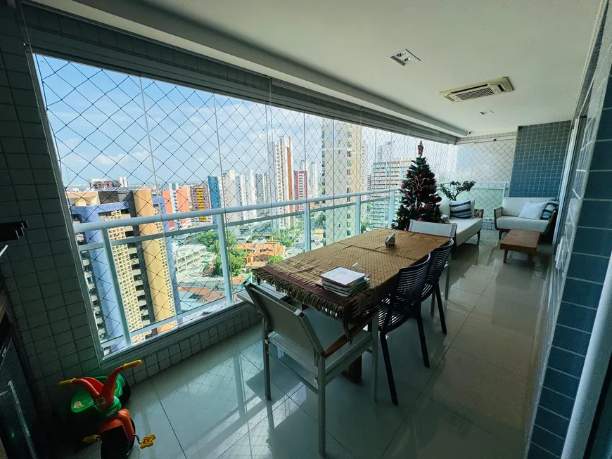 Foto 1 de Apartamento com 4 Quartos à venda, 178m² em Guararapes, Fortaleza