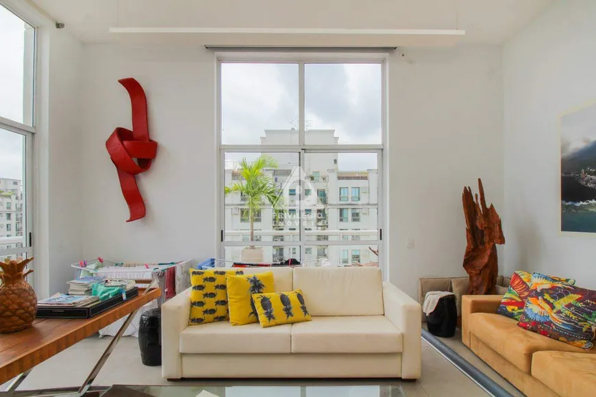 Foto 1 de Apartamento com 1 Quarto à venda, 135m² em Barra da Tijuca, Rio de Janeiro