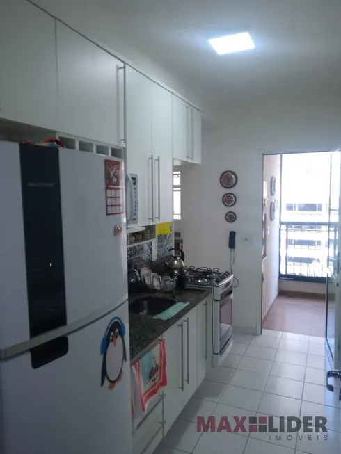 Foto 1 de Apartamento com 2 Quartos à venda, 76m² em Jardim Tupanci, Barueri