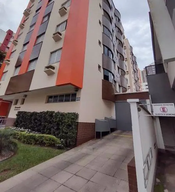 Foto 1 de Apartamento com 2 Quartos à venda, 60m² em Centro, Criciúma