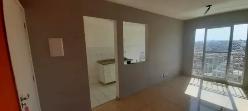 Foto 1 de Apartamento com 2 Quartos à venda, 48m² em Vila Silviânia, Carapicuíba