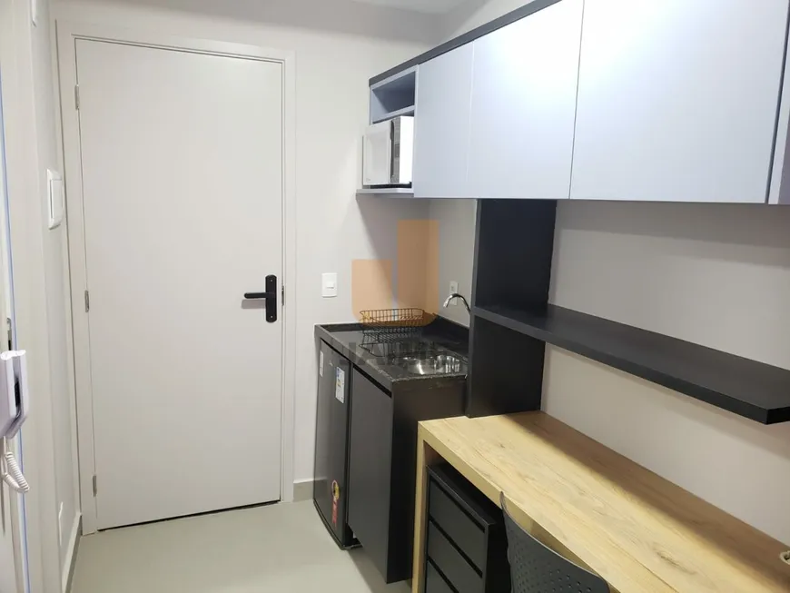 Foto 1 de Apartamento com 1 Quarto para alugar, 18m² em Perdizes, São Paulo