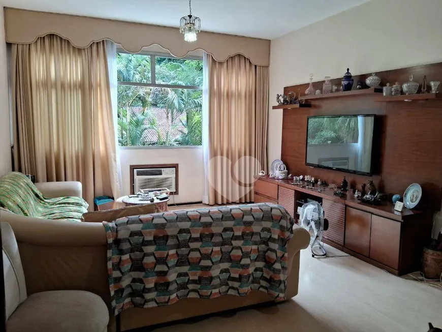 Foto 1 de Apartamento com 4 Quartos à venda, 122m² em Grajaú, Rio de Janeiro