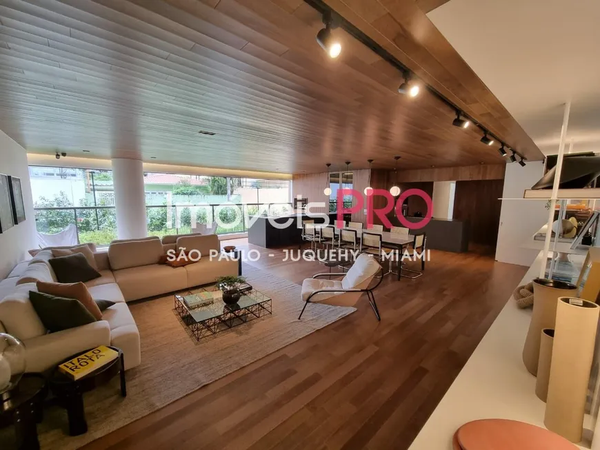 Foto 1 de Apartamento com 4 Quartos à venda, 205m² em Brooklin, São Paulo