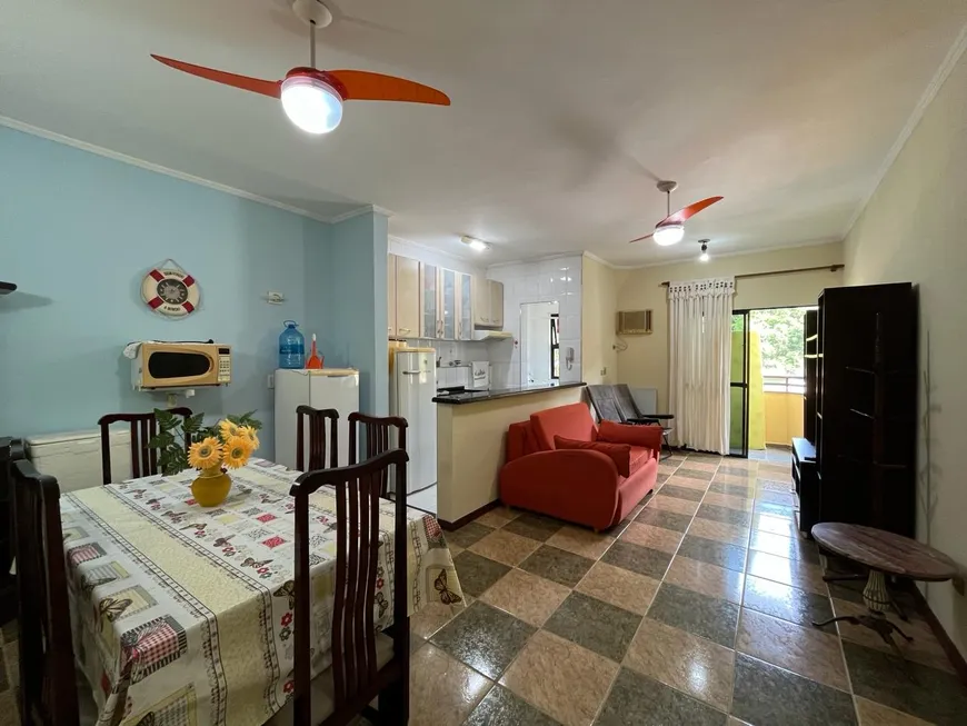 Foto 1 de Apartamento com 1 Quarto à venda, 62m² em Praia das Toninhas, Ubatuba