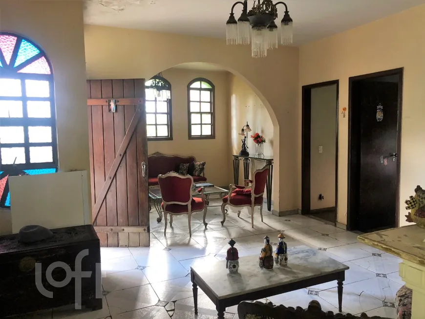 Foto 1 de Casa com 3 Quartos à venda, 184m² em Santa Lúcia, Belo Horizonte