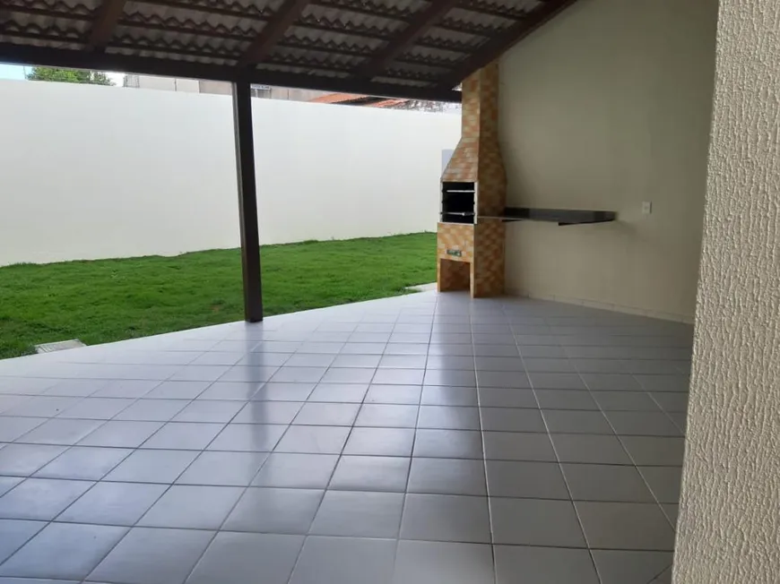 Foto 1 de Casa com 3 Quartos à venda, 223m² em Setor Faiçalville, Goiânia