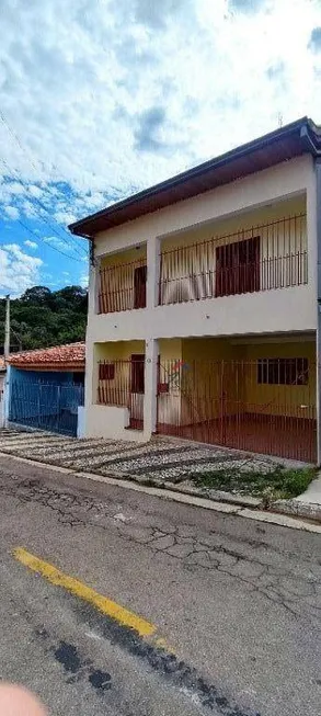 Foto 1 de Casa com 4 Quartos à venda, 225m² em Jardim Marsola, Campo Limpo Paulista