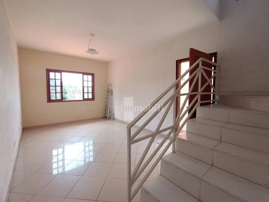 Foto 1 de Casa de Condomínio com 3 Quartos à venda, 120m² em Jardim Rio das Pedras, Cotia