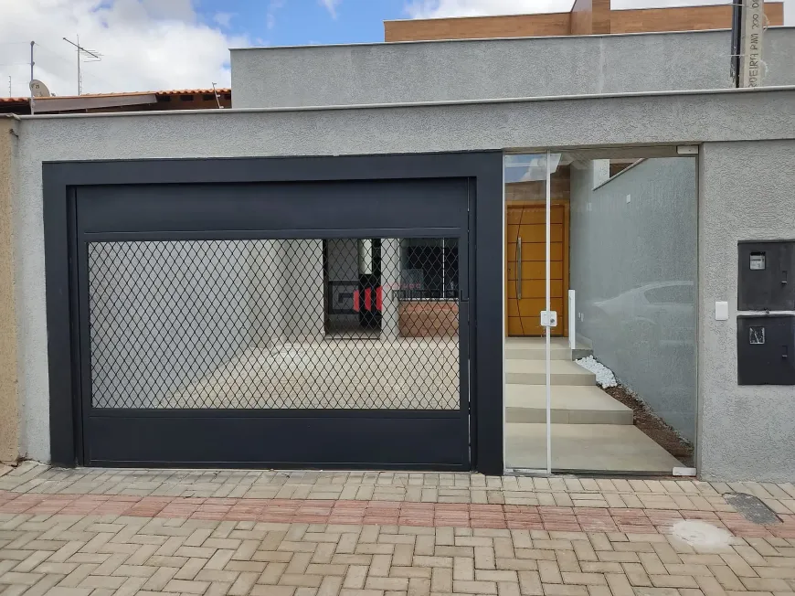 Foto 1 de Casa de Condomínio com 3 Quartos à venda, 90m² em Jardim Belo Horizonte, Londrina