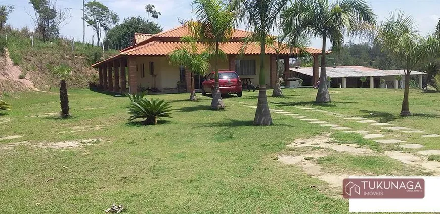 Foto 1 de Fazenda/Sítio com 8 Quartos à venda, 38000m² em Lambarí, Guararema