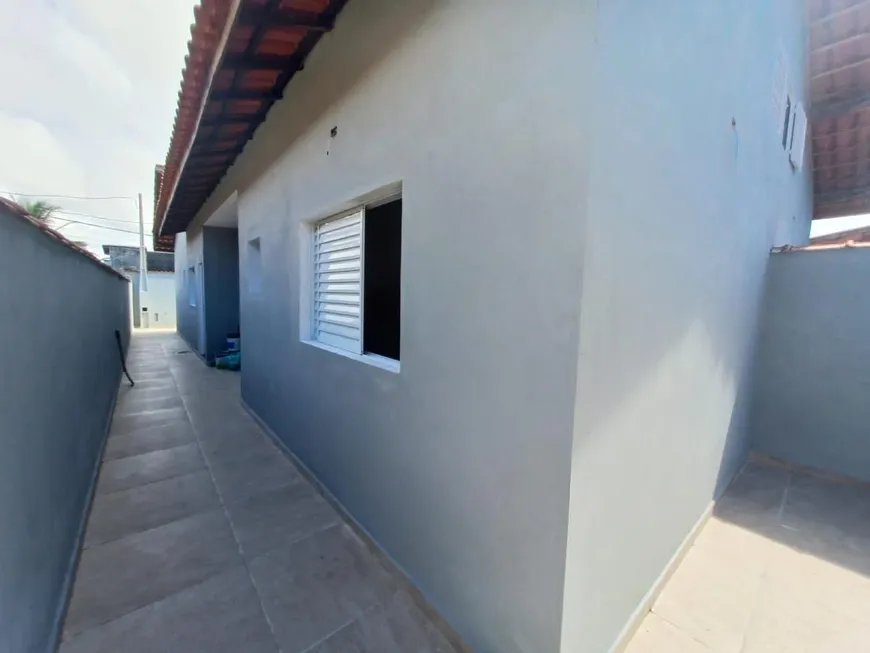 Foto 1 de Casa com 2 Quartos à venda, 59m² em Suarão, Itanhaém