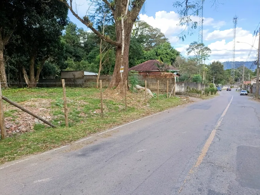 Foto 1 de Lote/Terreno à venda, 416m² em Limoeiro, Guapimirim