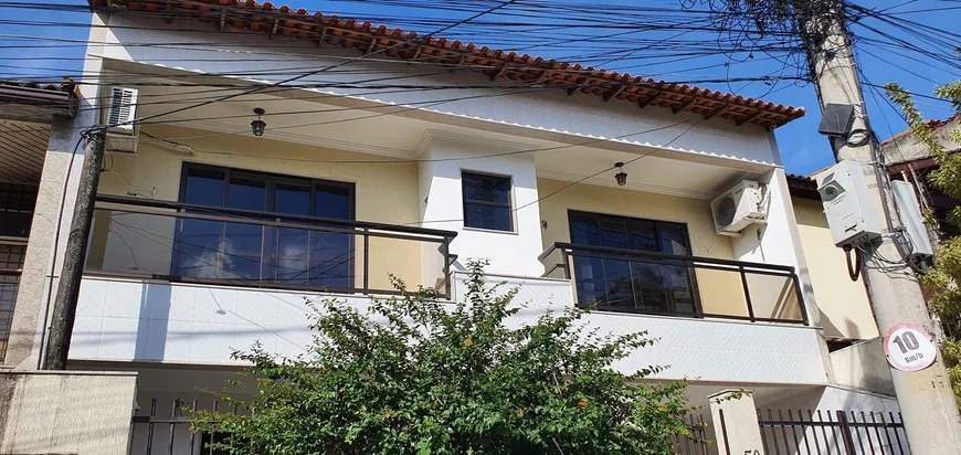 Foto 1 de Casa de Condomínio com 3 Quartos à venda, 160m² em Taquara, Rio de Janeiro