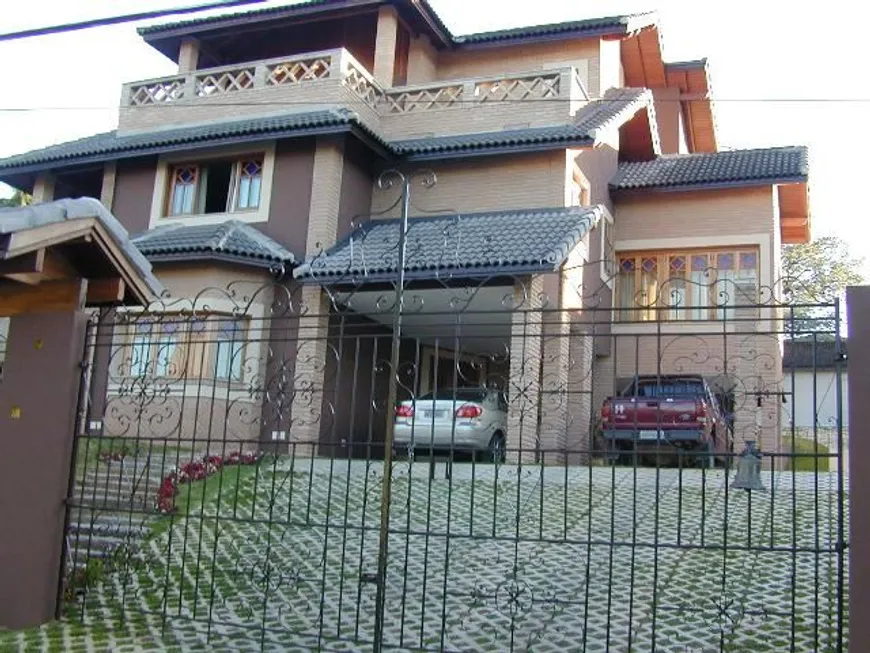 Foto 1 de Casa com 3 Quartos à venda, 750m² em Nova Fazendinha, Carapicuíba