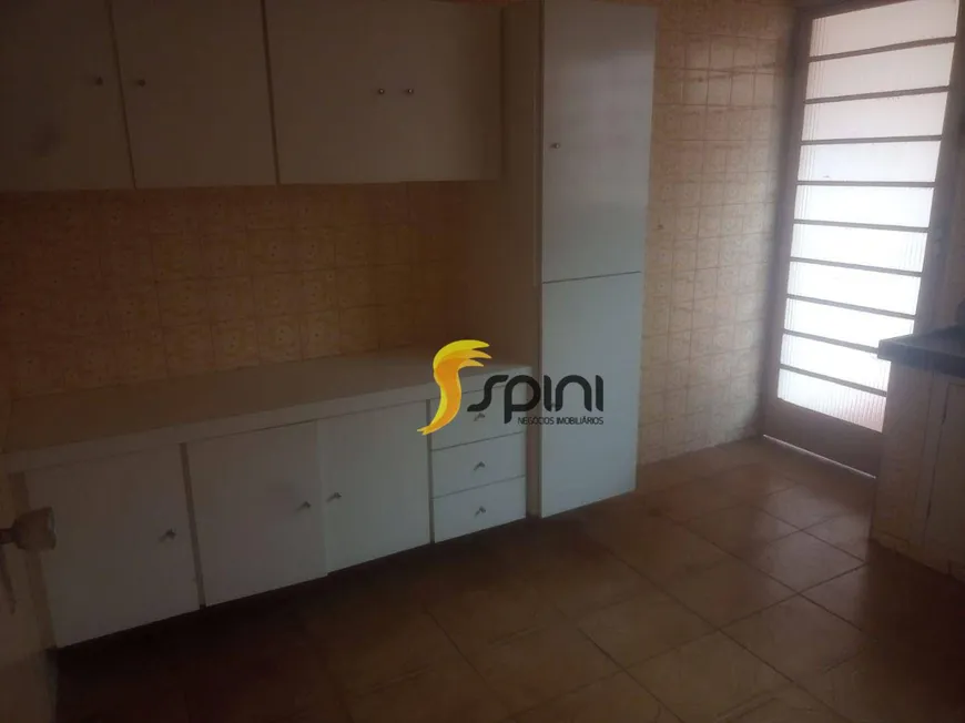 Foto 1 de Casa com 3 Quartos para alugar, 150m² em Centro, Uberlândia