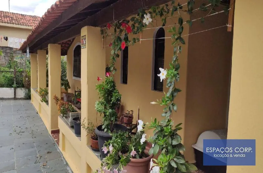 Foto 1 de Fazenda/Sítio com 3 Quartos à venda, 290m² em Centro, Iperó