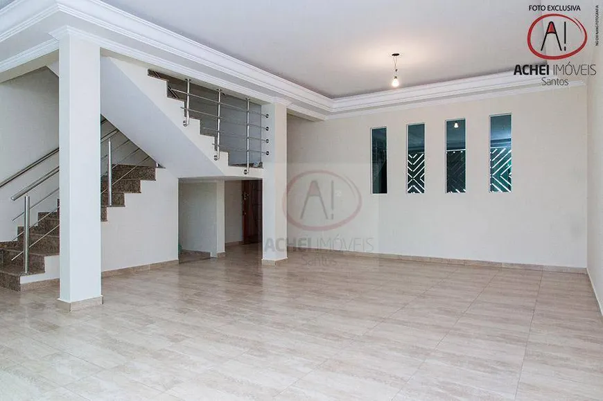 Foto 1 de Casa com 4 Quartos para venda ou aluguel, 453m² em Campo Grande, Santos