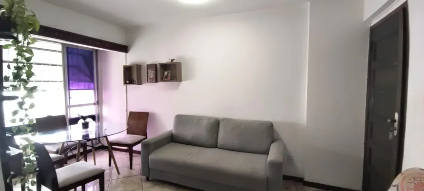 Foto 1 de Apartamento com 2 Quartos à venda, 72m² em Costa Azul, Salvador