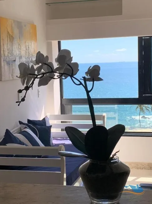 Foto 1 de Apartamento com 1 Quarto para alugar, 45m² em Ondina, Salvador