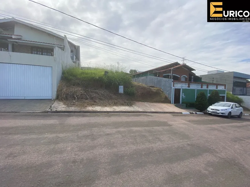 Foto 1 de Lote/Terreno à venda, 300m² em Centro, Vinhedo