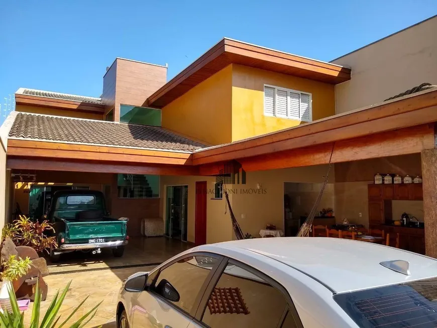 Foto 1 de Casa com 3 Quartos à venda, 250m² em Jardim Cândido Bertini, Santa Bárbara D'Oeste