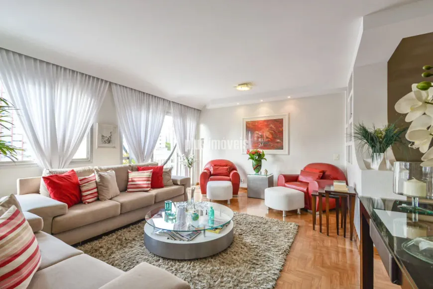 Foto 1 de Apartamento com 4 Quartos à venda, 174m² em Vila Mariana, São Paulo