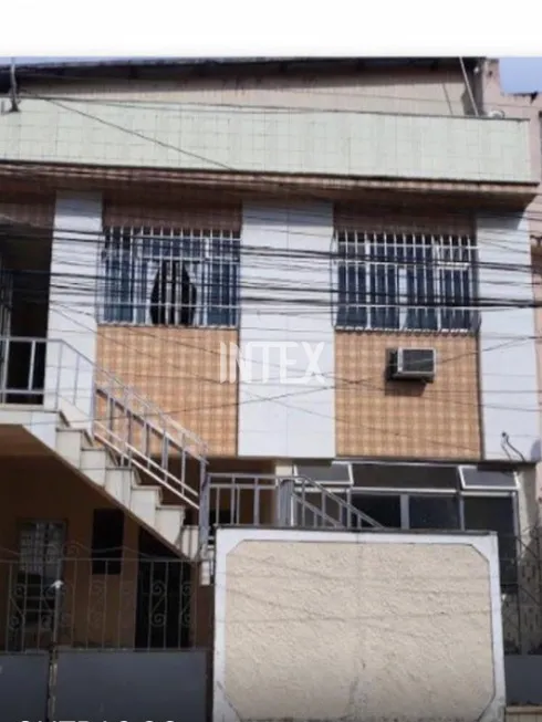 Foto 1 de Sobrado com 3 Quartos à venda, 130m² em Paraíso, São Gonçalo