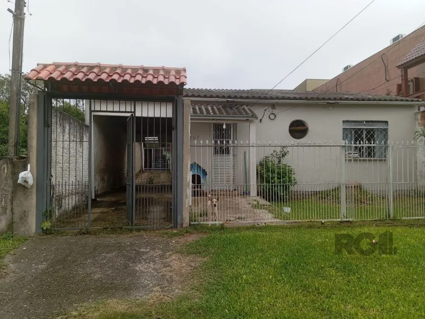 Foto 1 de Casa com 2 Quartos à venda, 74m² em Mário Quintana, Porto Alegre