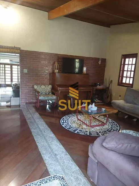Foto 1 de Casa de Condomínio com 4 Quartos à venda, 300m² em Residencial Quatro, Santana de Parnaíba