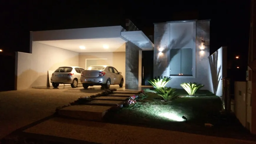 Foto 1 de Casa de Condomínio com 3 Quartos à venda, 213m² em , Estiva Gerbi