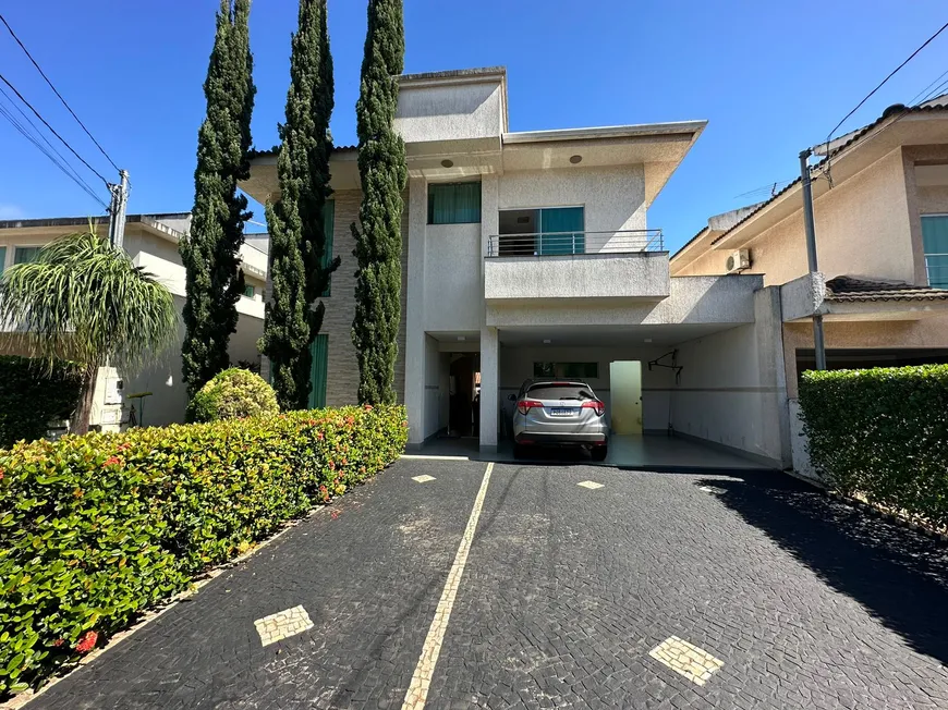 Foto 1 de Casa de Condomínio com 4 Quartos à venda, 318m² em Jardins Madri, Goiânia