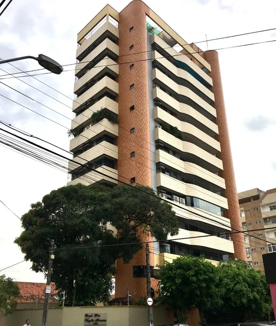 Foto 1 de Apartamento com 4 Quartos à venda, 170m² em Meireles, Fortaleza