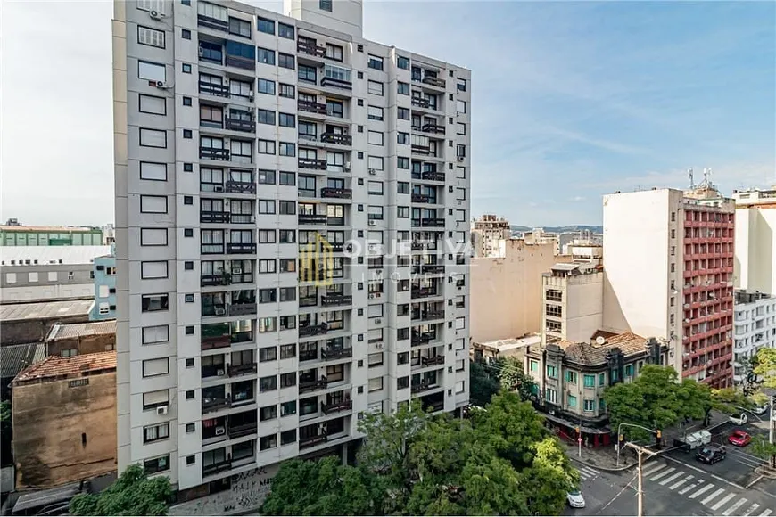 Foto 1 de Apartamento com 3 Quartos à venda, 82m² em Centro Histórico, Porto Alegre