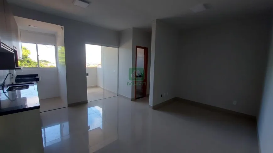 Foto 1 de Apartamento com 2 Quartos à venda, 58m² em Santa Mônica, Uberlândia