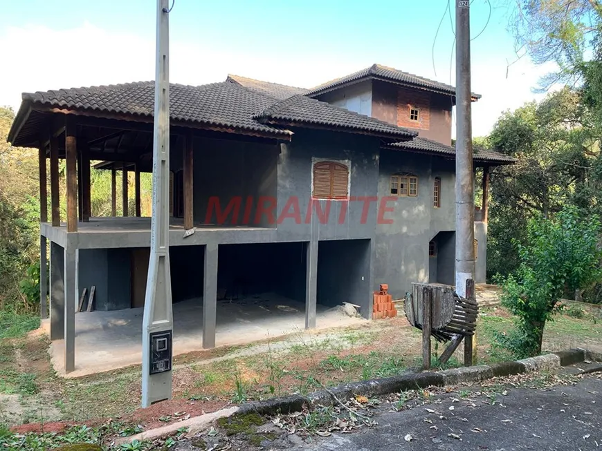 Foto 1 de Sobrado com 3 Quartos à venda, 400m² em Serra da Cantareira, São Paulo