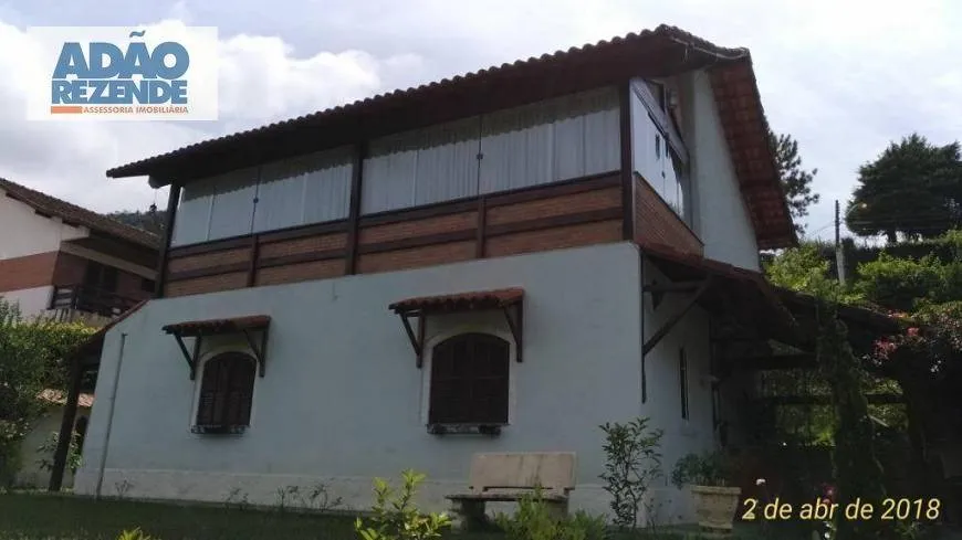 Foto 1 de Casa com 3 Quartos à venda, 200m² em Granja Comary, Teresópolis