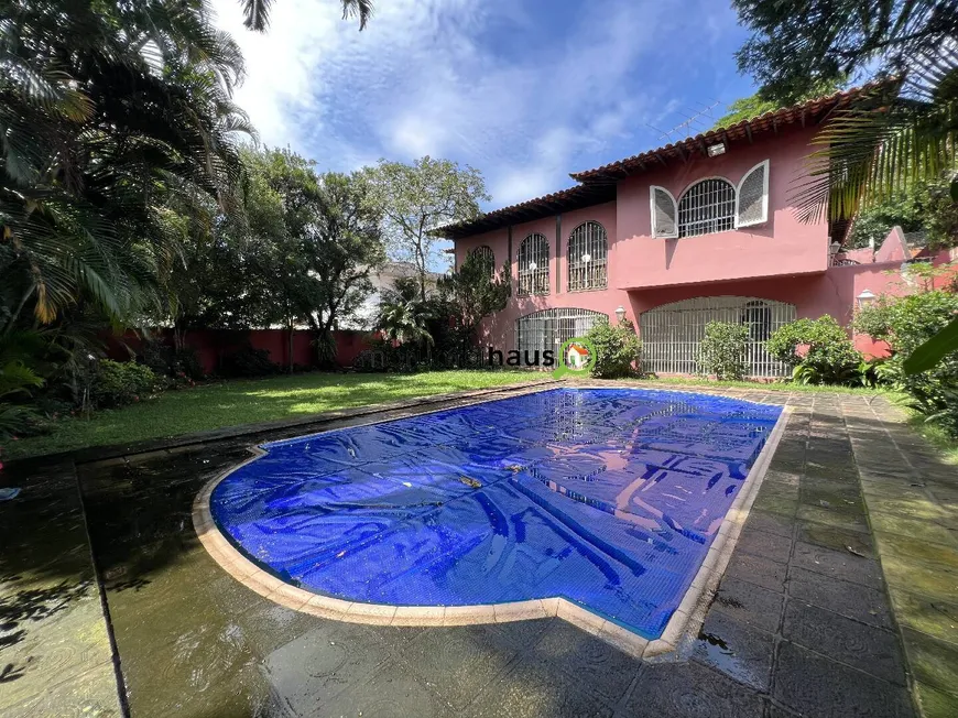 Foto 1 de Casa com 3 Quartos à venda, 385m² em Jardim Guedala, São Paulo