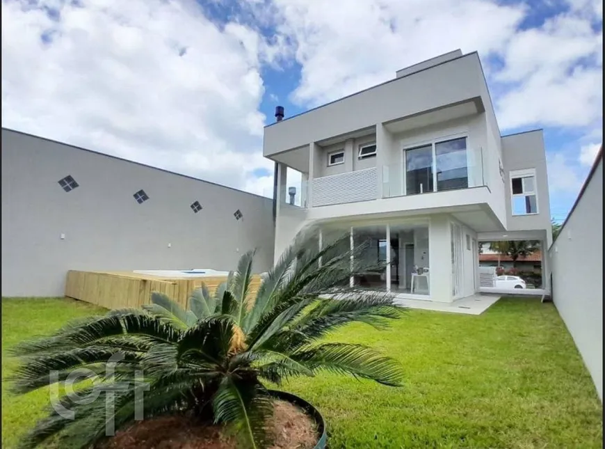 Foto 1 de Casa com 3 Quartos à venda, 210m² em Campeche, Florianópolis